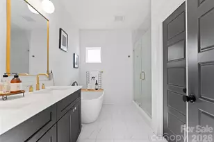 651 Tennyson Dr, Charlotte, NC 28208 - Photo 29