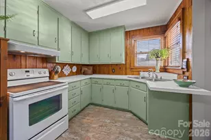 613 W Mill St, Landis, NC 28088 - Photo 5