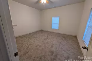 525 S Trenton St, Gastonia, NC 28052 - Photo 17