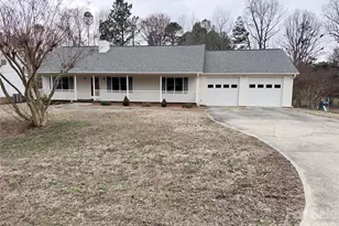 208 Hickory Hills Ln, Lexington, NC 27295 - Photo 1