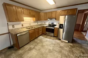 208 Hickory Hills Ln, Lexington, NC 27295 - Photo 7