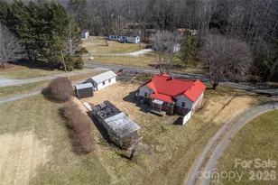 289 Fisher Crk Rd, Sylva, NC 28779 - Photo 3