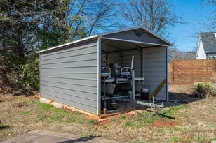 2617 Surrey Dr, Lincolnton, NC 28092 - Photo 11