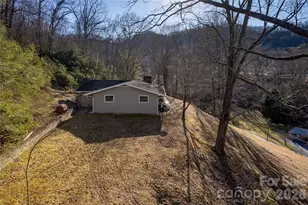 223 Cherry St, Sylva, NC 28779 - Photo 5