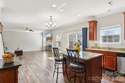 10229 Highland Creek Circle, Fort Mill, SC 29707 - Photo 11