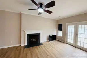 11104 Aprilia Ln, Cornelius, NC 28031 - Photo 9