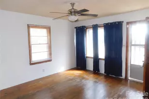 121 Taylor St, York, SC 29745 - Photo 7