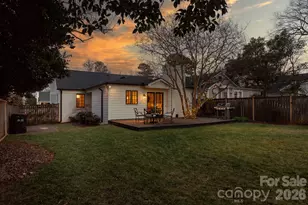 1919 Club Rd, Charlotte, NC 28205 - Photo 35