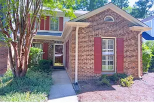 7417 Red Oak Ln, Charlotte, NC 28226 - Photo 1