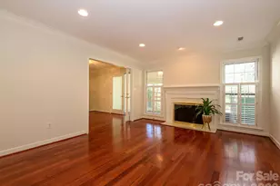 7417 Red Oak Ln, Charlotte, NC 28226 - Photo 17