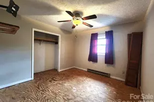 109 Sherwood Dr, Morganton, NC 28655 - Photo 7