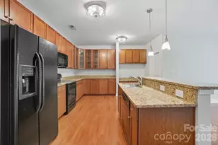 630 Calvert St, Charlotte, NC 28208 - Photo 7