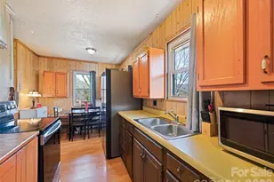 85 Culvern St, Asheville, NC 28804 - Photo 15