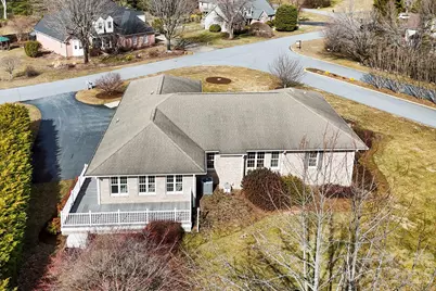 390 Classic Oaks Circle, Hendersonville, NC 28792 - Photo 33