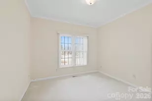 390 Classic Oaks Cir, Hendersonville, NC 28792 - Photo 27