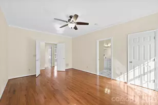 390 Classic Oaks Cir, Hendersonville, NC 28792 - Photo 21