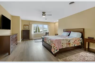 403 Crowfields Drive, Asheville, NC 28803 - Photo 5