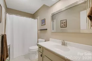 403 Crowfields Dr, Asheville, NC 28803 - Photo 33