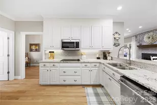 350 Royal Burgess Dr, Campobello, SC 29322 - Photo 11