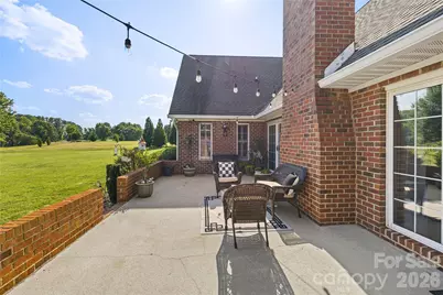 350 Royal Burgess Drive, Campobello, SC 29322 - Photo 37