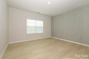 16030 Seagard Cv, Charlotte, NC 28278 - Photo 15