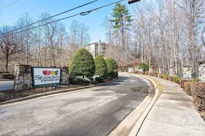 900 Vista Lake Drive #301, Candler, NC 28715 - Photo 17