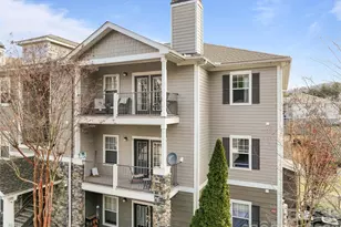 900 Vista Lake Dr, Candler, NC 28715 - Photo 1