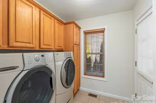 129 Hoosier Ct, Lake Junaluska, NC 28745 - Photo 21