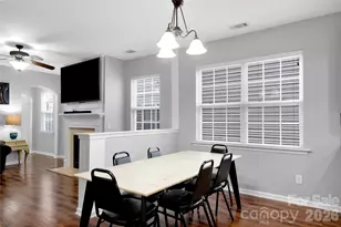 738 Lumber Ln, Charlotte, NC 28214 - Photo 11