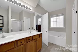 738 Lumber Ln, Charlotte, NC 28214 - Photo 23