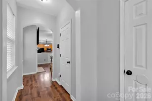 738 Lumber Ln, Charlotte, NC 28214 - Photo 5