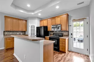 738 Lumber Ln, Charlotte, NC 28214 - Photo 17