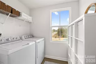 4447 Wild Rdg Dr, Charlotte, NC 28215 - Photo 13