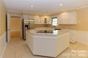 416 W Pine St, Lincolnton, NC 28092 - Photo 13