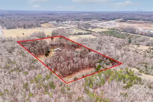 9201 McCorkle Ln, Charlotte, NC 28215 - Photo 3