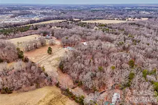 9201 McCorkle Ln, Charlotte, NC 28215 - Photo 21