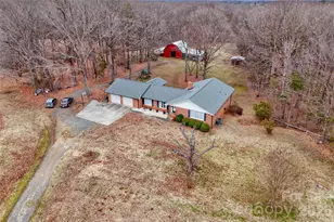 9201 McCorkle Ln, Charlotte, NC 28215 - Photo 11