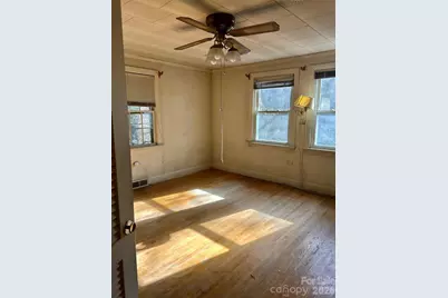 1911 White Street, Gastonia, NC 28052 - Photo 5