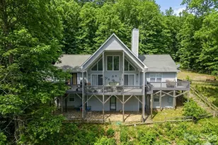 872 Mountainside Dr, Waynesville, NC 28786 - Photo 1