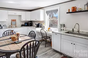 872 Mountainside Dr, Waynesville, NC 28786 - Photo 29