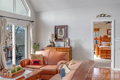 872 Mountainside Drive, Waynesville, NC 28786 - Photo 11