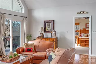 872 Mountainside Dr, Waynesville, NC 28786 - Photo 11