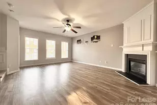 10415 Winslet Dr, Charlotte, NC 28277 - Photo 3