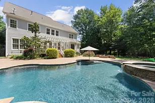 4536 Rustling Woods Dr, Denver, NC 28037 - Photo 3