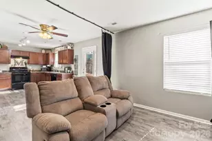 266 Valerie Dr, Lincolnton, NC 28092 - Photo 17