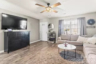 266 Valerie Dr, Lincolnton, NC 28092 - Photo 7