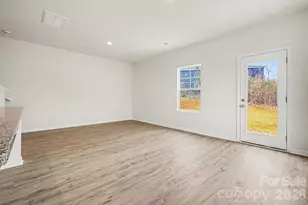 1725 Cloaninger Ave, Statesville, NC 28625 - Photo 11