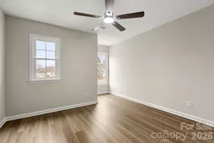 8745 Fox Chase Ln, Charlotte, NC 28269 - Photo 25