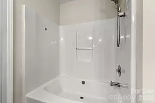 8745 Fox Chase Ln, Charlotte, NC 28269 - Photo 35