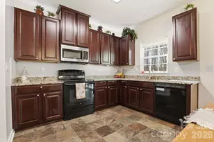 7532 W Berkeley Rd, Denver, NC 28037 - Photo 9